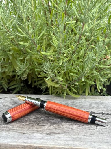 Füller Kini (Abb.: Cocobolo)