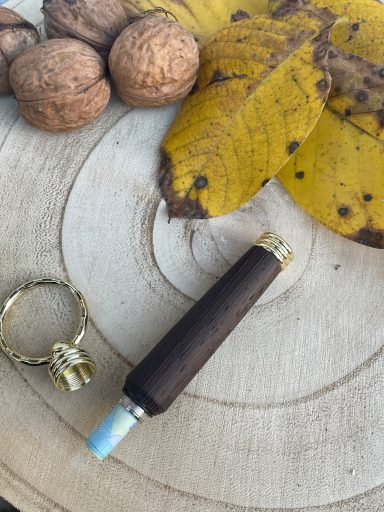 Schlüsselanhänger mit Geheimfach (Abb.: Bocote)